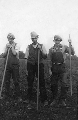 Reginald Wright on the left and his brother 